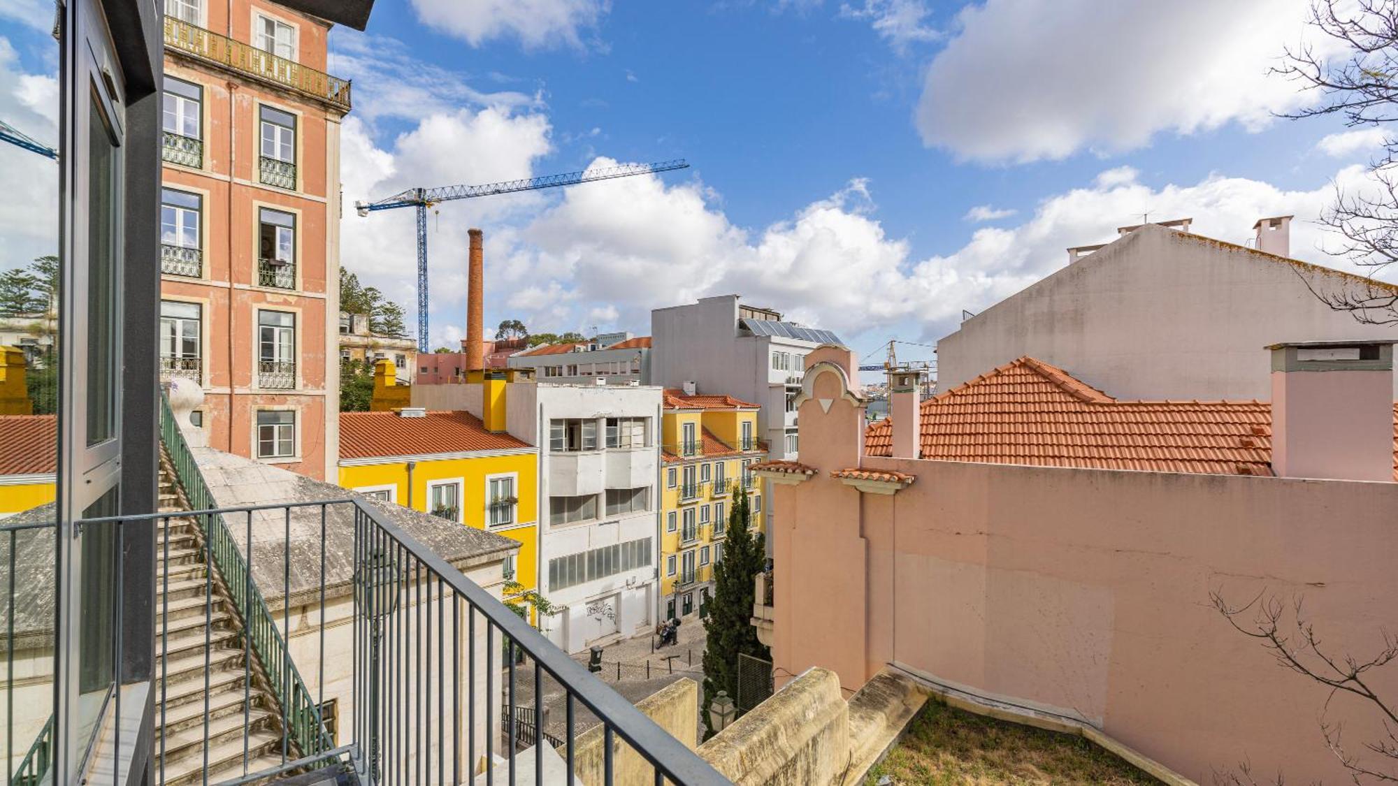 Classy 2Bdr House With Balcony By Lovelystay Lisboa Εξωτερικό φωτογραφία